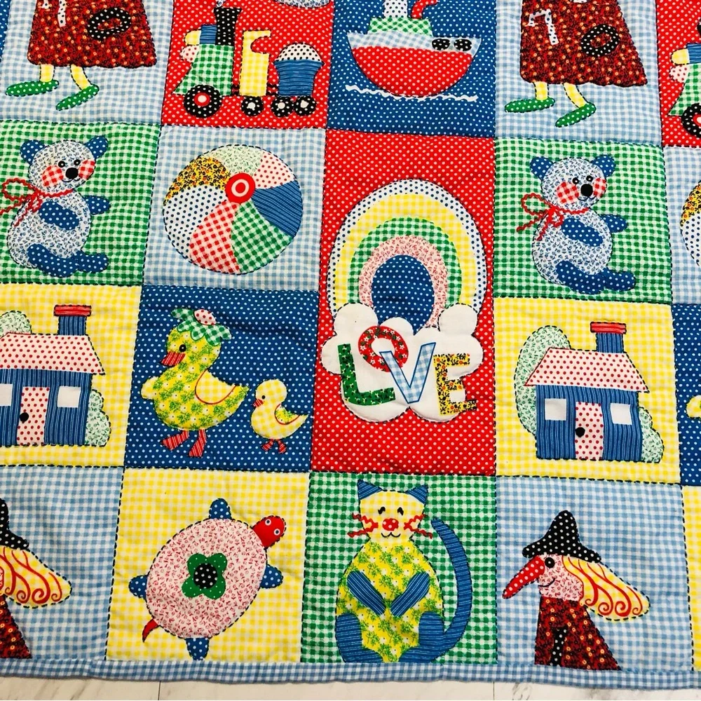 VTG Patchwork Nursery Print Children Baby Quilt Blanket Wall Hanging Farmhouse